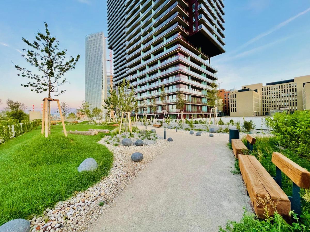 Triiiple Level 20 - Sonnenwohnen Apartment Mit Parkplatz Und Fantastischem Ausblick Vienna Exterior photo