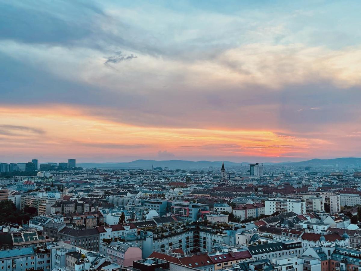 Triiiple Level 20 - Sonnenwohnen Apartment Mit Parkplatz Und Fantastischem Ausblick Vienna Exterior photo