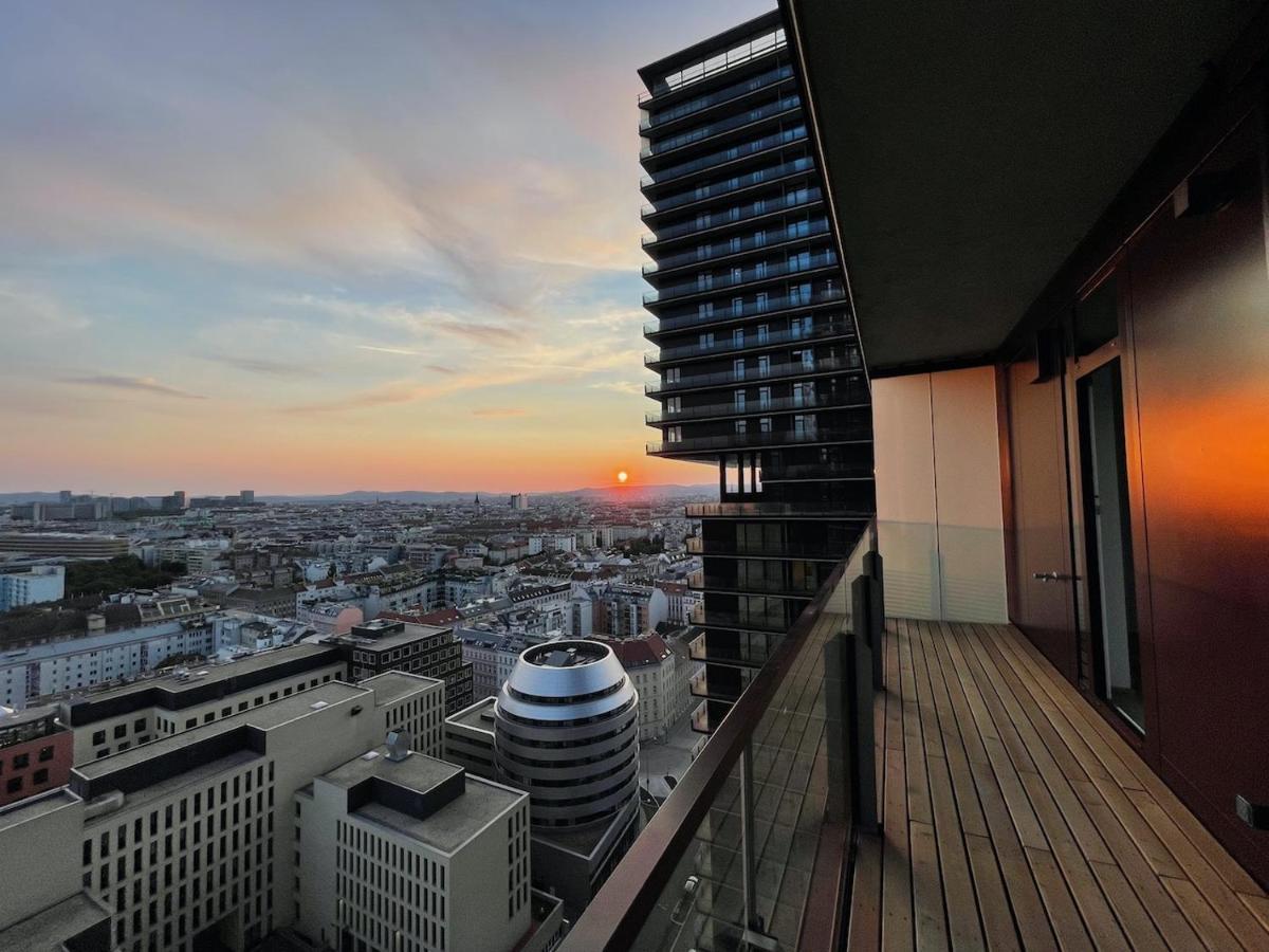 Triiiple Level 20 - Sonnenwohnen Apartment Mit Parkplatz Und Fantastischem Ausblick Vienna Exterior photo