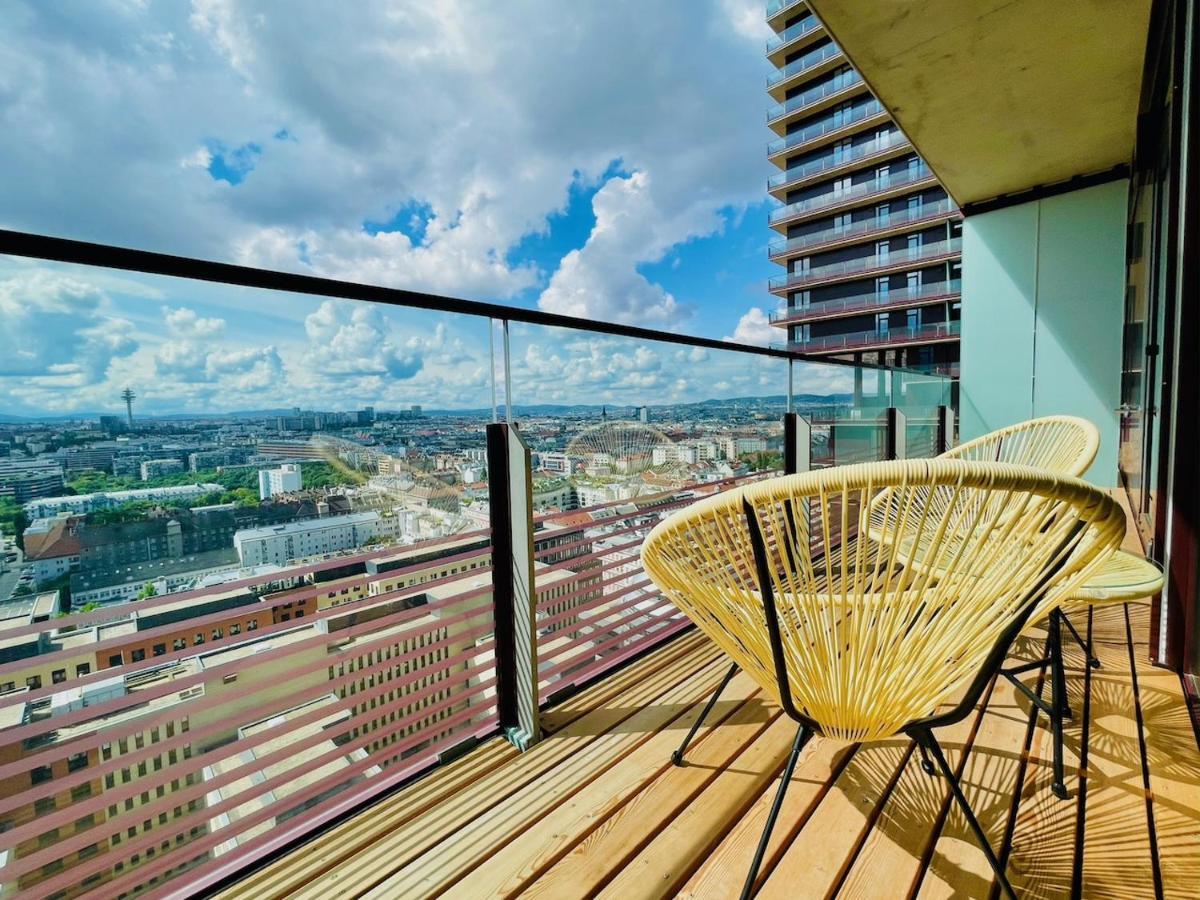 Triiiple Level 20 - Sonnenwohnen Apartment Mit Parkplatz Und Fantastischem Ausblick Vienna Exterior photo